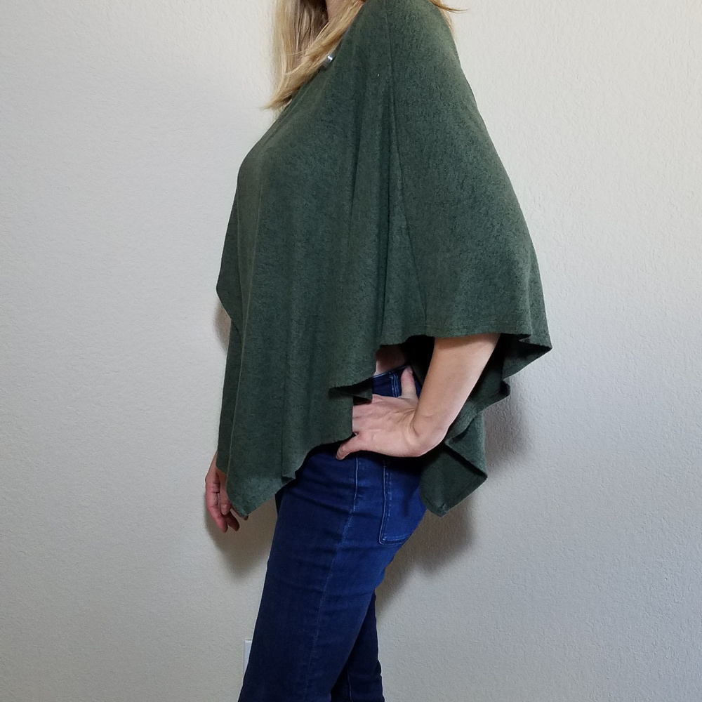 PROMESA HUNTER GREEN BATWING DRAPE SWEATER SMALL - Picture 3 of 7